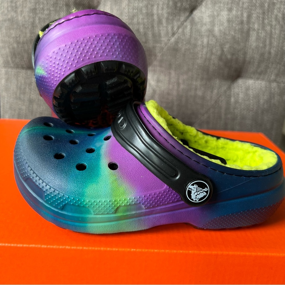 NEW CROCS Colorful Lined Clogs for Little Kids Size 10C